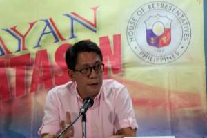 roman-romulo, ugnayan-sa-batasan